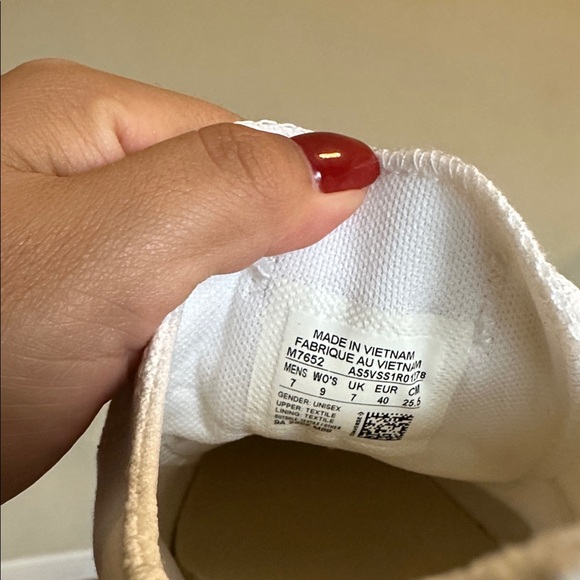 Converse All‎ Star Chuck Taylor Sneakers White Low Top Women's 9 Men's 7 NWOB - Picture 8 of 11